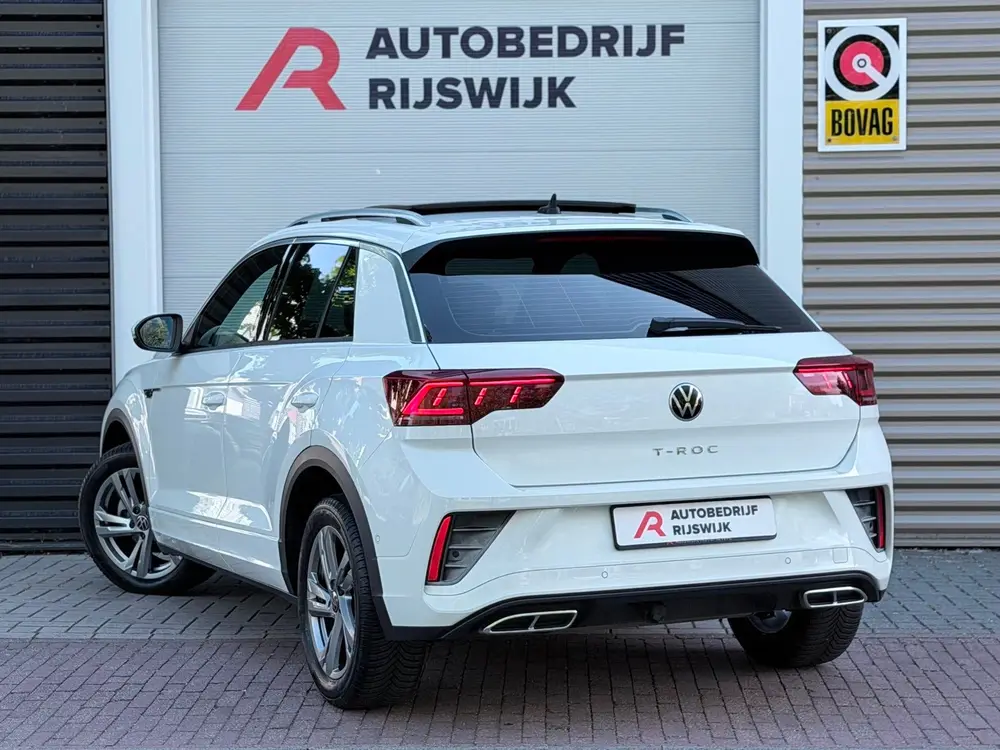 Volkswagen T-Roc 1.5 TSI 3xR-Line Pano/Keyless/Camera uit 2022, foto 3