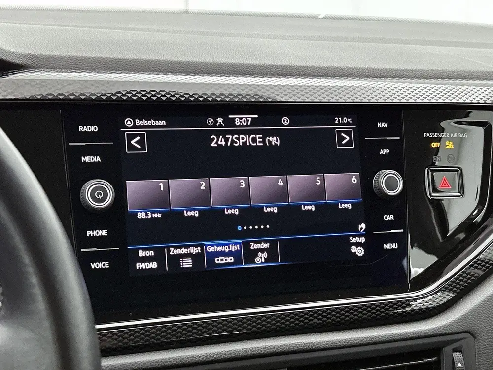 Volkswagen Polo 1.0 TSI Life Business 95pk | navigatie | App uit 2022, foto 7