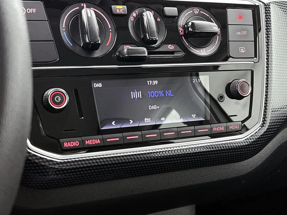 Volkswagen Up! 1.0 | 65 PK | | Airco | LED dagrijverlichting uit 2021, foto 6