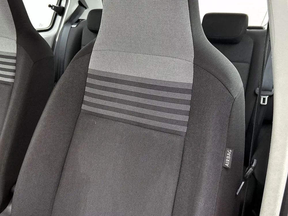 Volkswagen Up! 1.0 | 65 PK | | Airco | LED dagrijverlichting uit 2021, foto 9