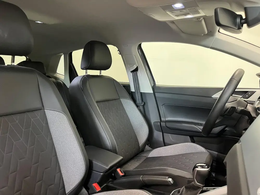Volkswagen Polo 1.0 TSI AUT 85KW Goal Navigatie Apple Carpla uit 2025, foto 9