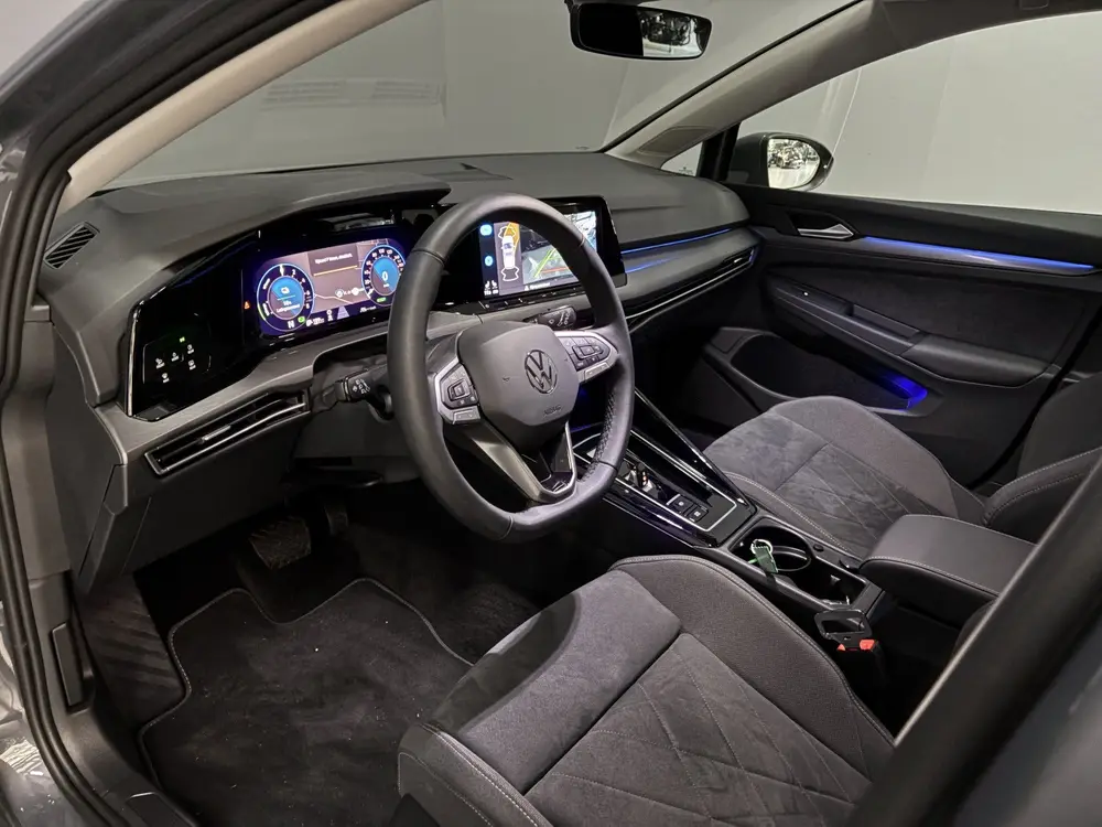 Volkswagen Golf 1.4 eHybrid Pano|Carplay|Camera|204pk uit 2024, foto 13