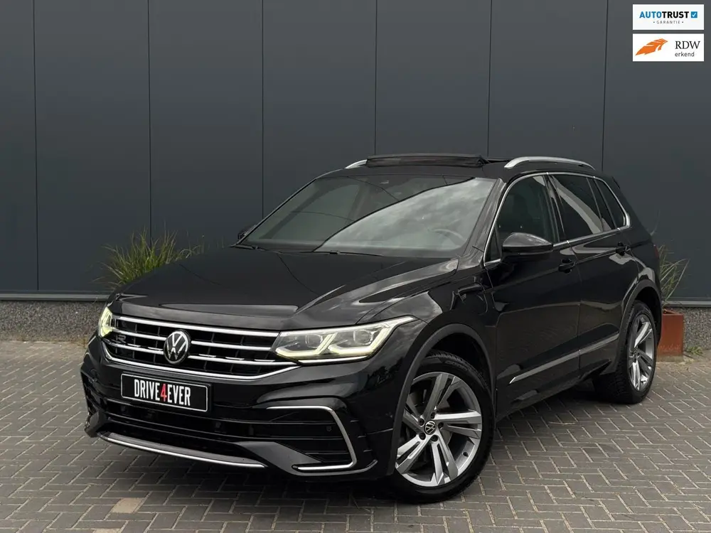 Volkswagen Tiguan 1.4 TSI eHybrid 3x R-Line FULL PANO | NAVI uit 2022