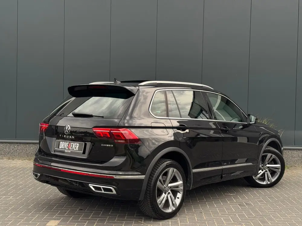 Volkswagen Tiguan 1.4 TSI eHybrid 3x R-Line FULL PANO | NAVI uit 2022, foto 3