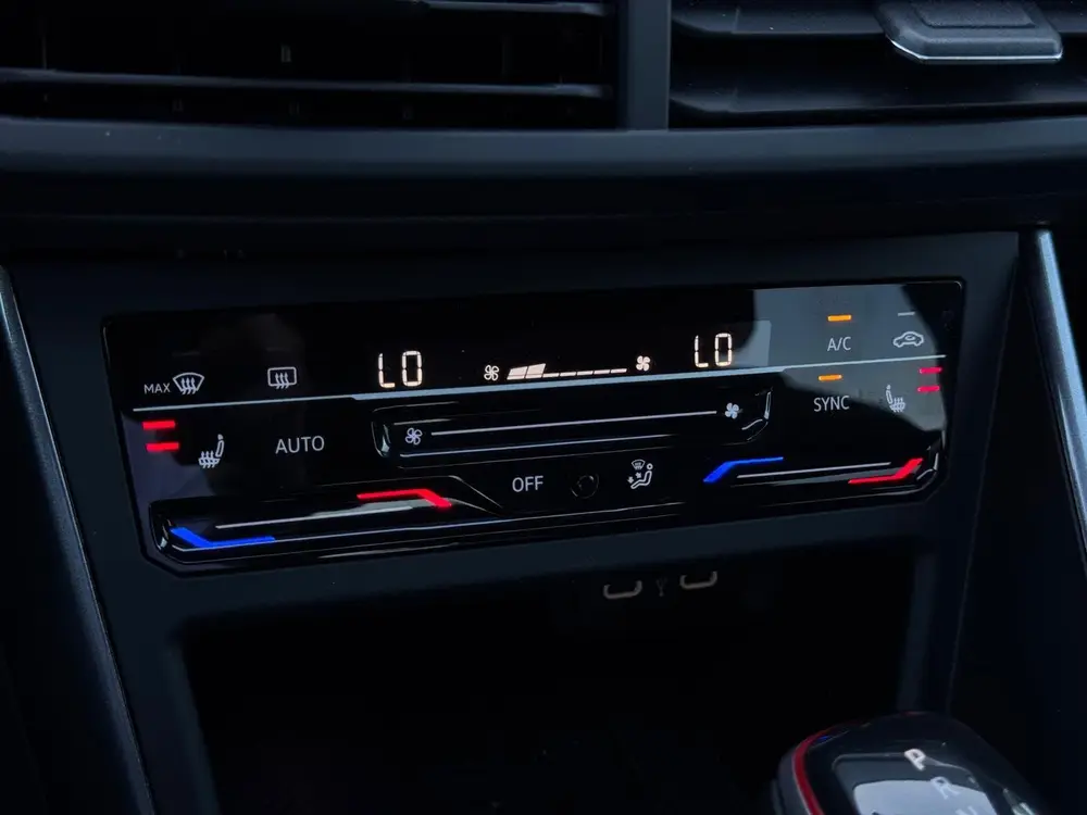 Volkswagen Polo 2.0 TSI GTI M2025 FULL PANO NAVI CAMERA LEDE uit 2024, foto 17