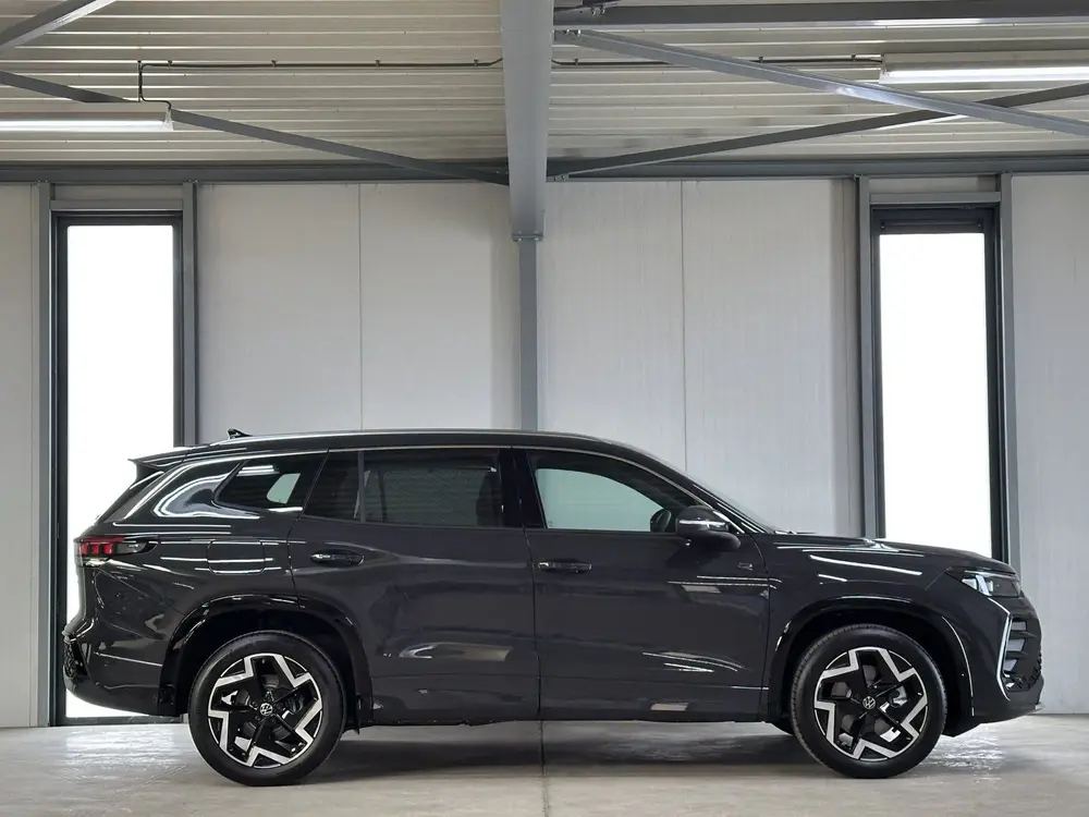 Volkswagen Tayron 1.5 eHybrid R-Line | Trekhaak-pakket | Nav uit 2026, foto 3