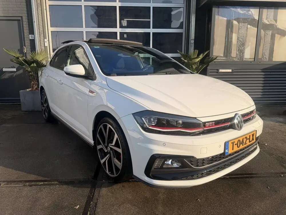 Volkswagen Polo 2.0 TSI GTI DSG Panoramdak Virtual DCC Navi uit 2019, foto 4