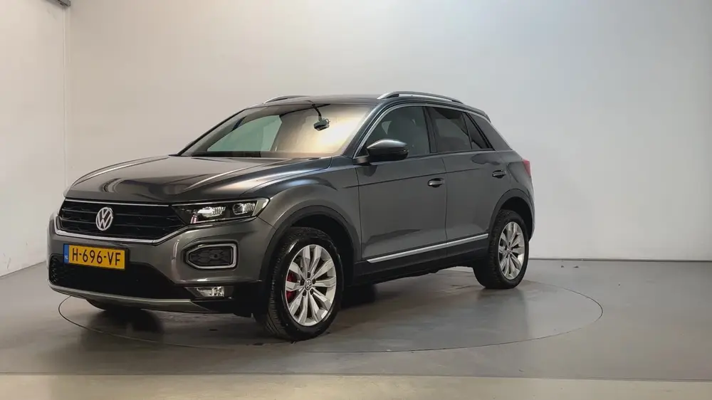 Volkswagen T-Roc 1.5 TSI 150pk DSG Sport Parkeersensoren Nav uit 2020, foto 8