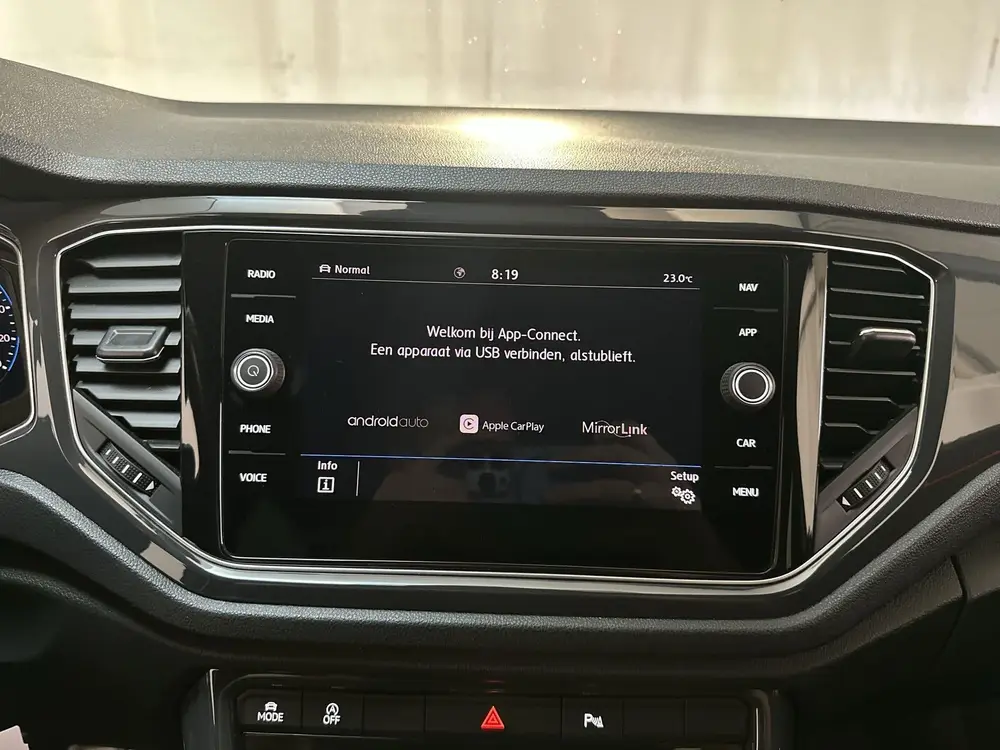 Volkswagen T-Roc 1.5 TSI 150pk DSG Sport Parkeersensoren Nav uit 2020, foto 9