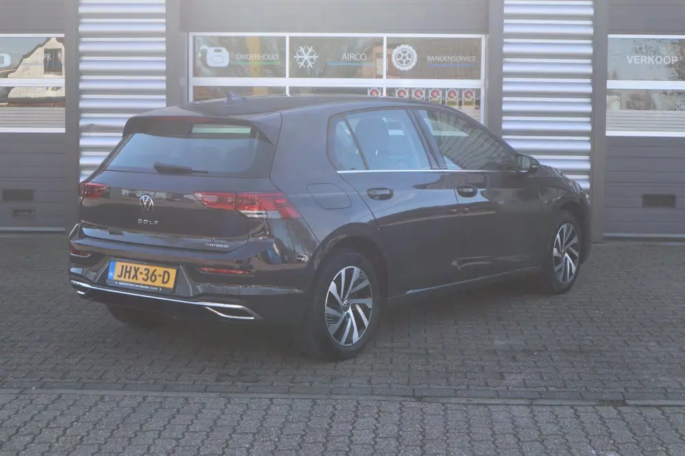 Volkswagen Volkswagen GOLF 1.4 EHybrid uit 2023, foto 6