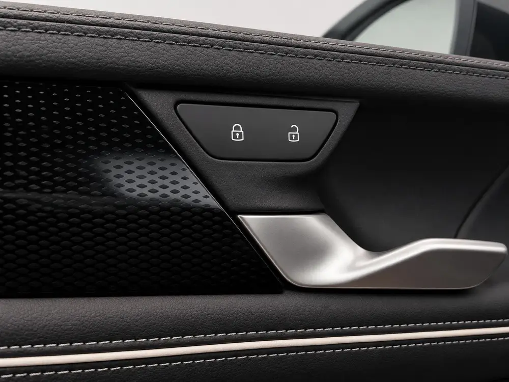 Volkswagen Passat Variant 1.5 eTSI Business Navigatie Apple uit 2026, foto 17