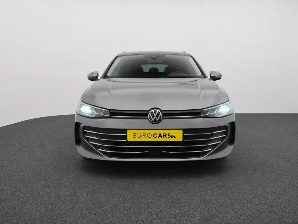 Volkswagen Passat Variant 1.5 eTSI Business Navigatie Apple uit 2026, foto 2