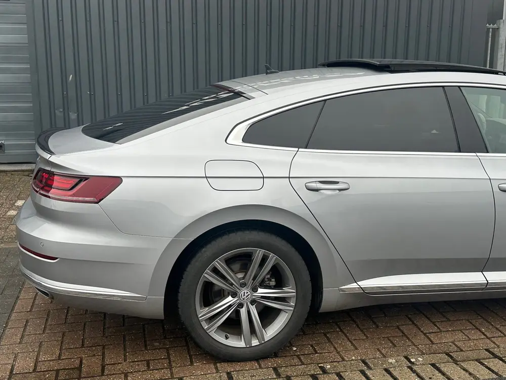Volkswagen Arteon 1.5 TSI Business R LINE|DealerOnderh|Pano| uit 2020, foto 14