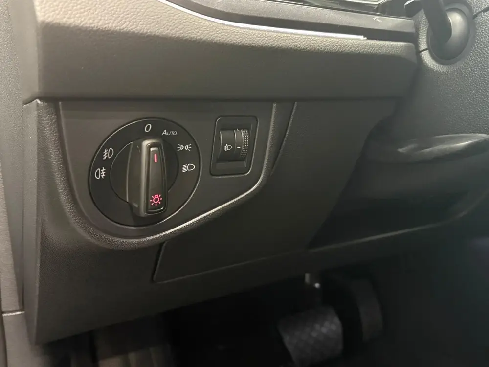Volkswagen Polo 1.0 TSI 110pk DSG Highline Navigatie Apple C uit 2021, foto 11