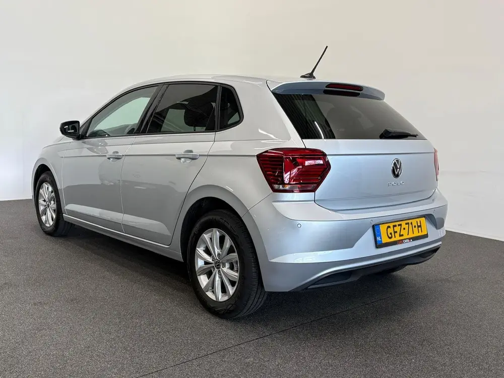 Volkswagen Polo 1.0 TSI 110pk DSG Highline Navigatie Apple C uit 2021, foto 6