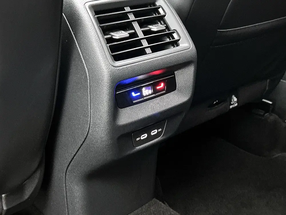 Volkswagen Tayron 1.5 eHybrid R-Line Edition | SoH 97% | 272 uit 2025, foto 12