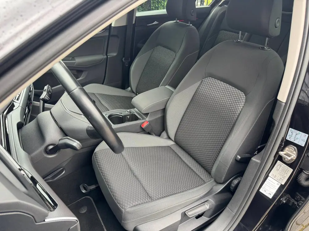 Volkswagen Golf 1.5 TSI Style | ALL-SEASON BANDEN | Met o.a. uit 2021, foto 18