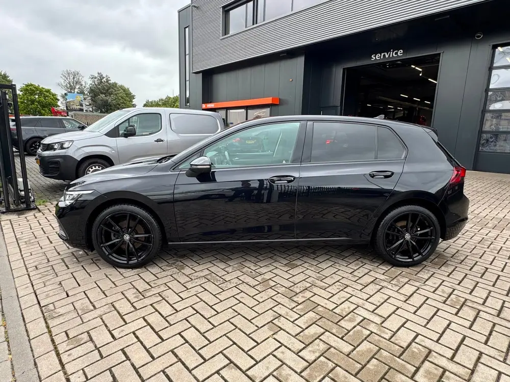 Volkswagen Golf 1.5 TSI Style | ALL-SEASON BANDEN | Met o.a. uit 2021, foto 4