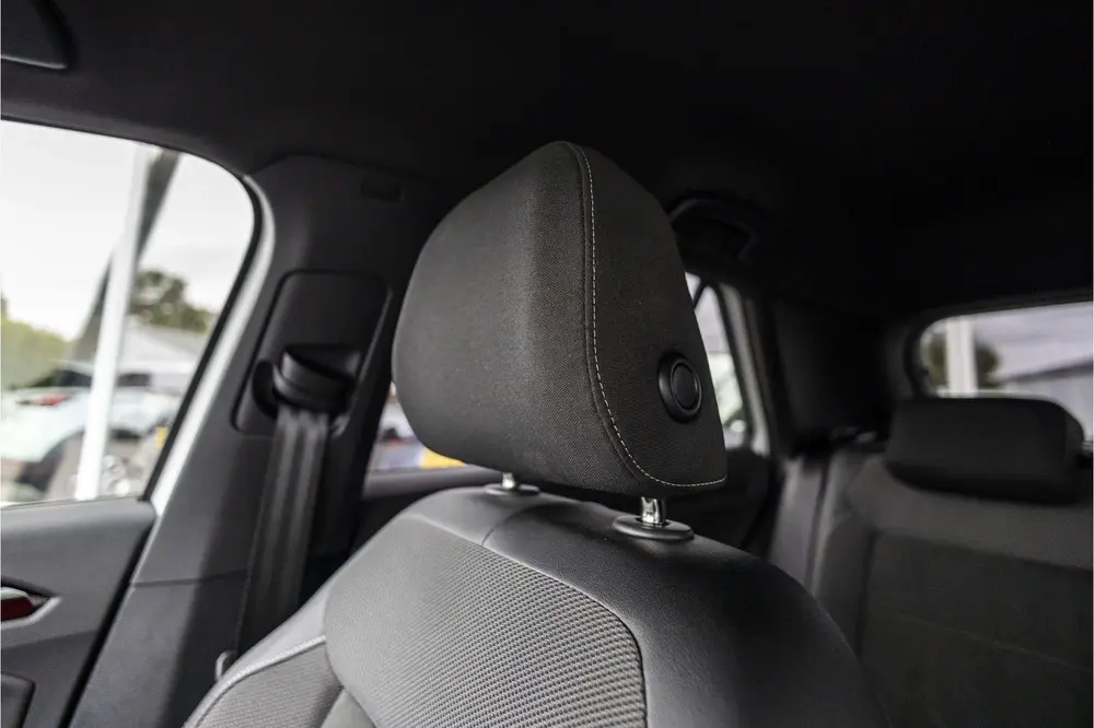 Volkswagen T-Roc 1.5 TSI R-Line | Ergo-stoel | Camera | Carp uit 2023, foto 10
