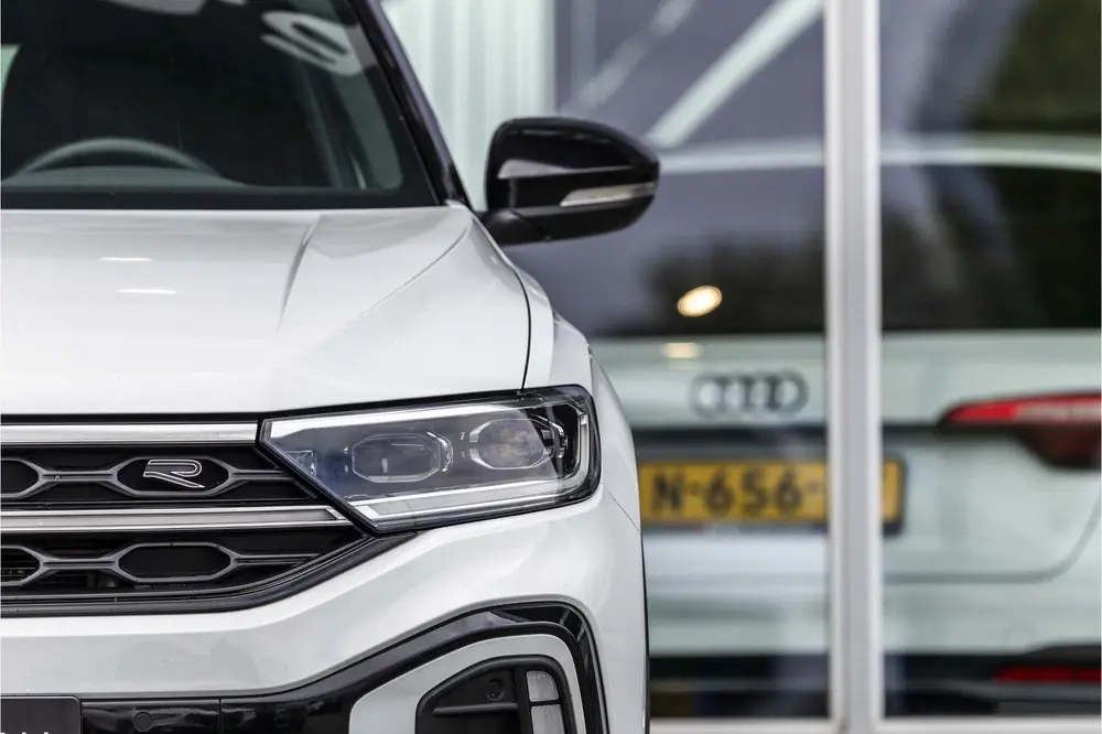 Volkswagen T-Roc 1.5 TSI R-Line | Ergo-stoel | Camera | Carp uit 2023, foto 19