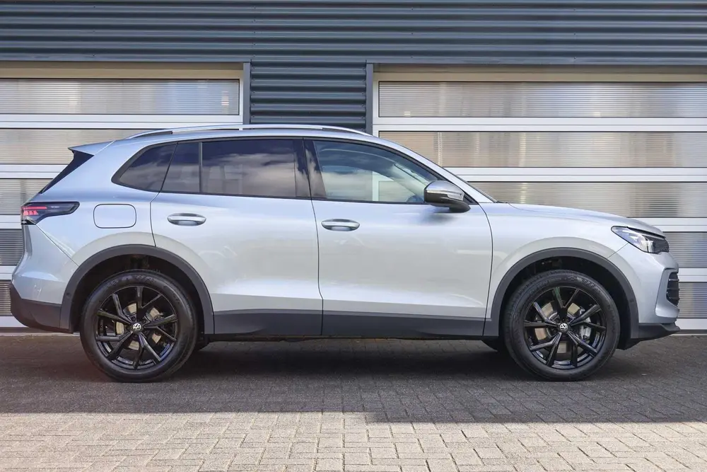 Volkswagen Tiguan 1.5 eHybrid 204pk DSG Life Edition | SoH 9 uit 2026, foto 3