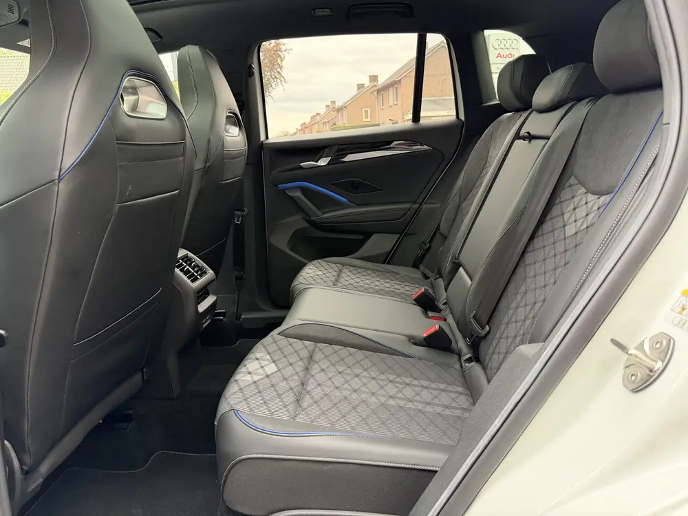 Volkswagen Tiguan 1.5 eHybrid R-Line Business Trekhaak | 360 uit 2024, foto 15
