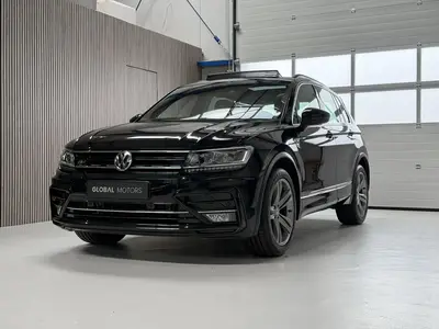 Volkswagen Tiguan 1.5 TSI ACT Highline R Line - PANORAMADAK uit 2019