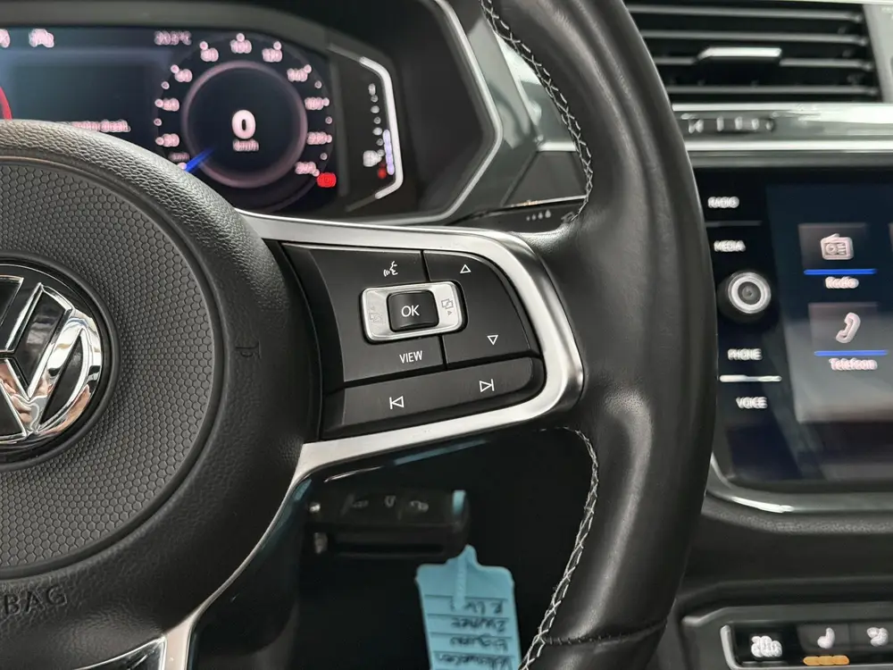 Volkswagen Tiguan 1.5 TSI ACT Highline R Line - PANORAMADAK uit 2019, foto 19
