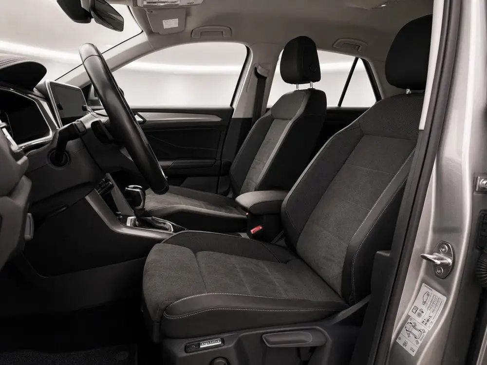 Volkswagen T-Roc 1.5 TSI R-Line Business Trekhaak Camera nav uit 2023, foto 4