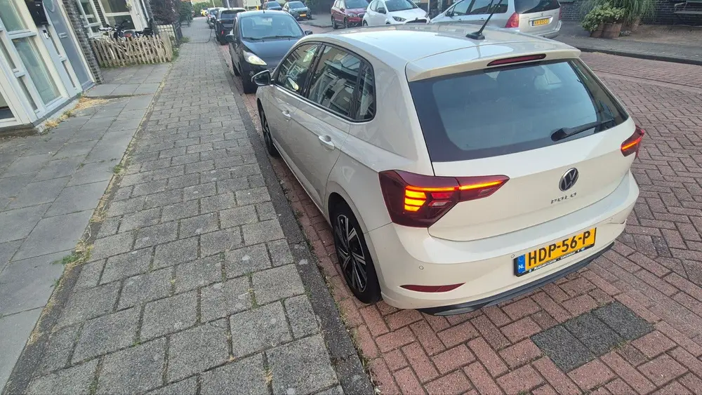Volkswagen Polo 1.0 MPI 80pk 2023 Grijs uit 2023, foto 8
