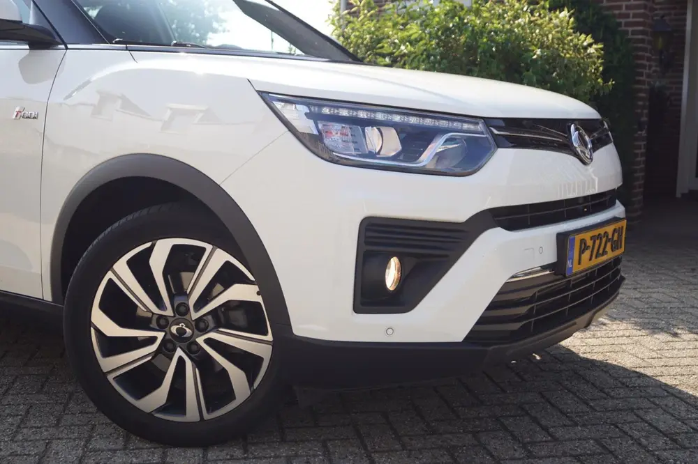 SsangYong Tivoli 1.5 T-GDI 2WD Quartz 163PK Navi Camera Half uit 2020, foto 13