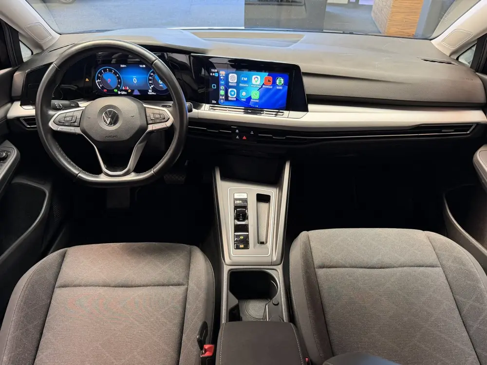 Volkswagen Golf Variant 1.0 eTSI LIFE BUSINESS ADAPTIVE CRUI uit 2022, foto 13
