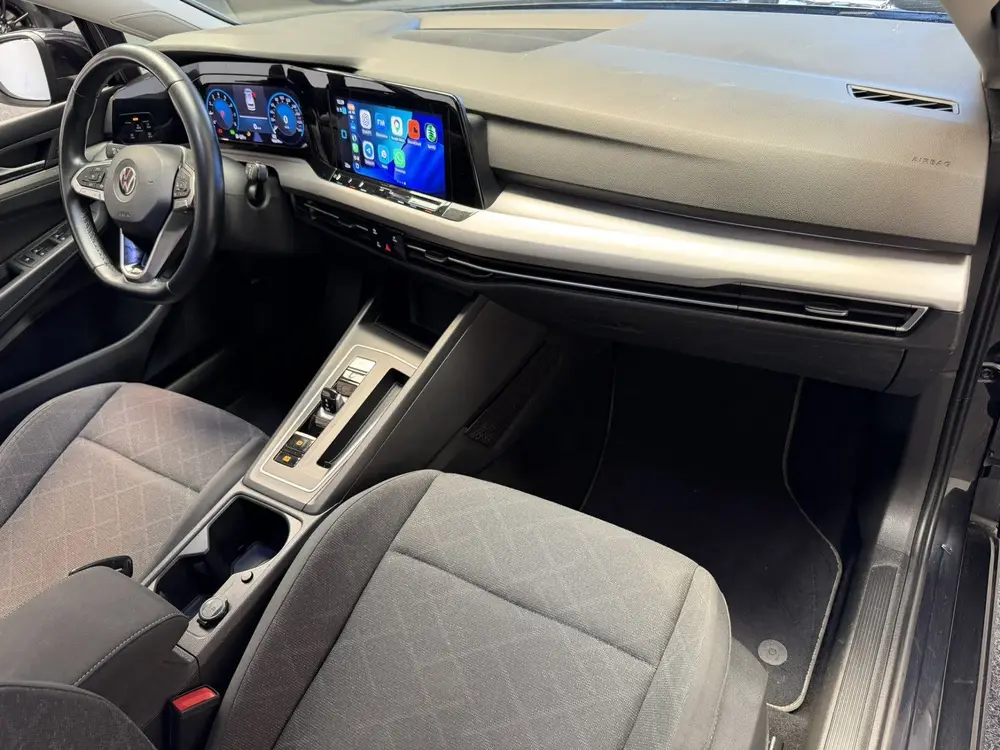Volkswagen Golf Variant 1.0 eTSI LIFE BUSINESS ADAPTIVE CRUI uit 2022, foto 14