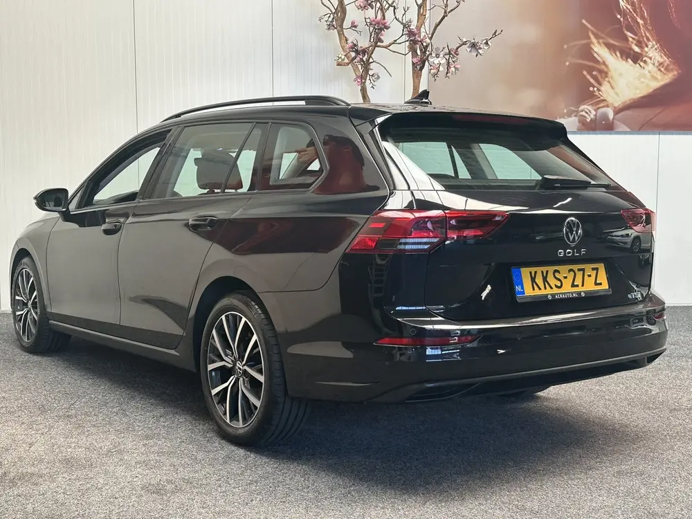 Volkswagen Golf Variant 1.0 eTSI LIFE BUSINESS ADAPTIVE CRUI uit 2022, foto 6