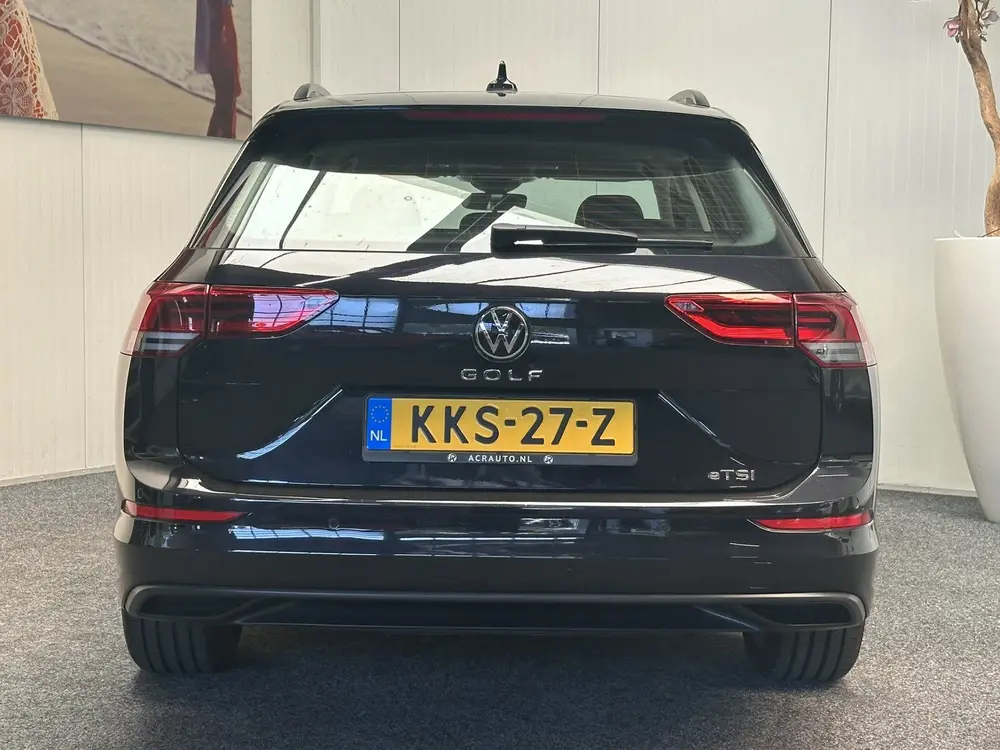 Volkswagen Golf Variant 1.0 eTSI LIFE BUSINESS ADAPTIVE CRUI uit 2022, foto 7