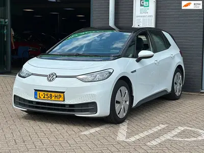 Volkswagen ID.3 Life 58 kWh/NAVI/CARPLAY/BTW-AUTO/NETTE STAA uit 2020