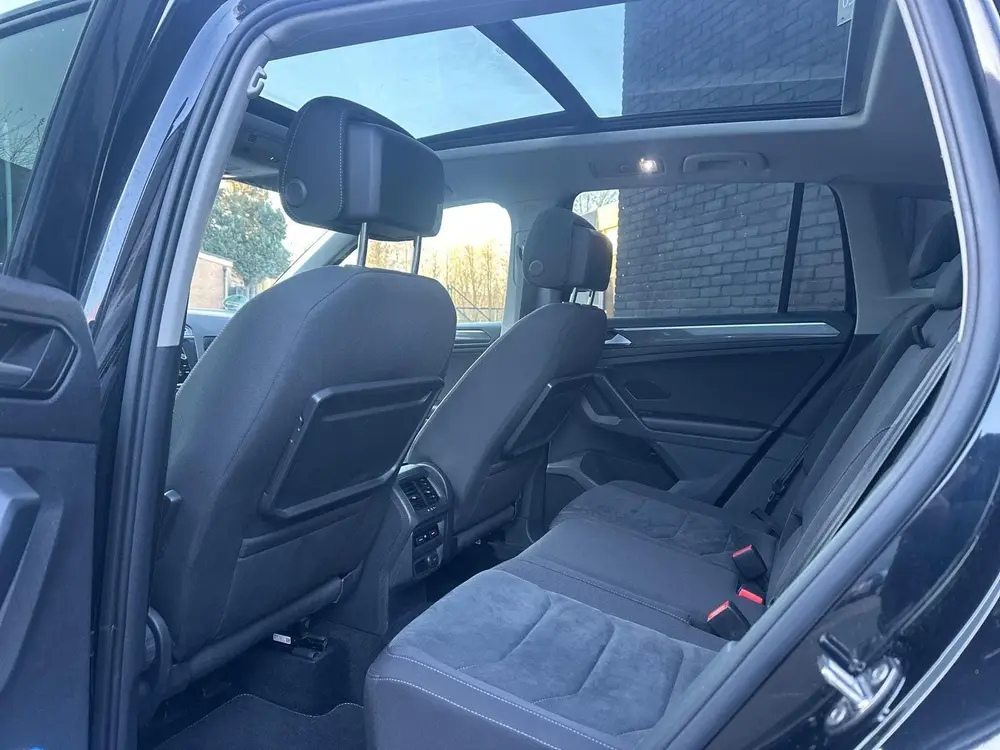 Volkswagen TIGUAN 2.0 TSI 230PK 4M R-Line DSG | Pano | Dynau uit 2019, foto 13