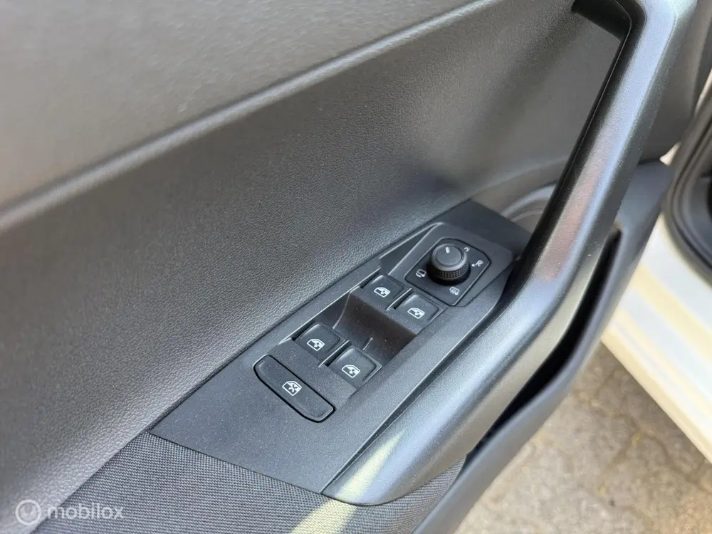 Volkswagen Polo VW Polo 2024 | Virtual Cockpit | Stoelverw. | PDC | 35DKM uit 2024, foto 19