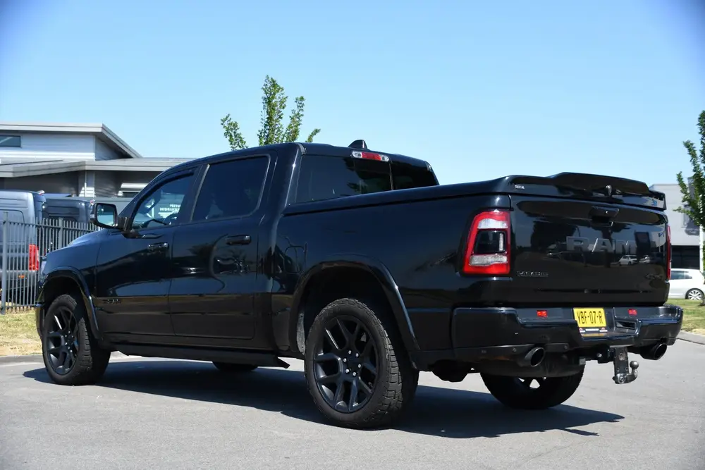 Dodge Ram 1500 5.7 V8 4x4 Crew Cab Laramie Full Options! 360 uit 2019, foto 3