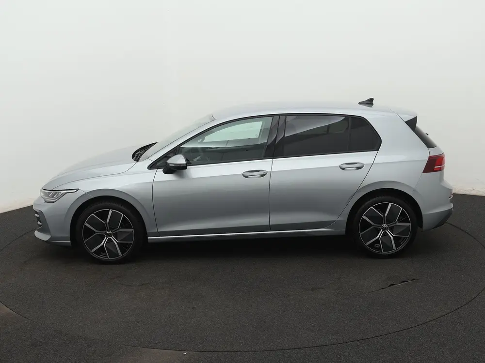 Volkswagen Golf 1.5 TSI Life Edition 116 PK | Draadloze Appl uit 2025, foto 2