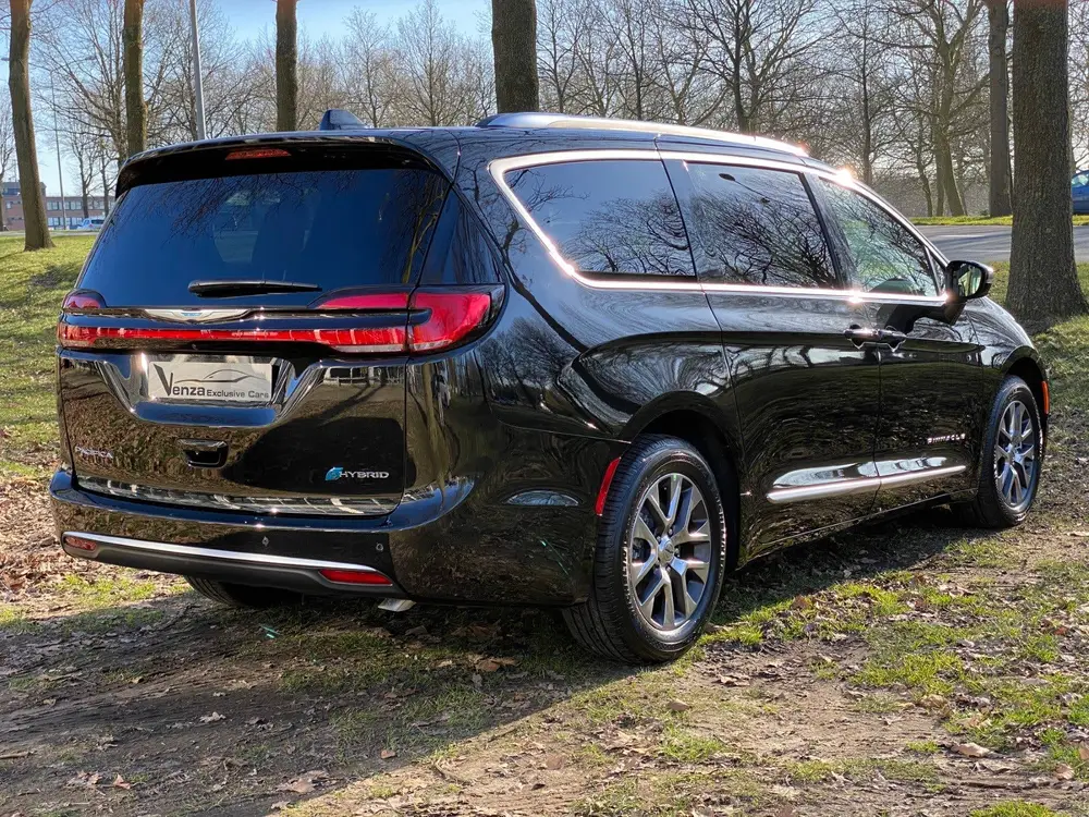 Chrysler Grand Voyager 3.6 V6 Pinnacle Plug-in Hybrid uit 2025, foto 6