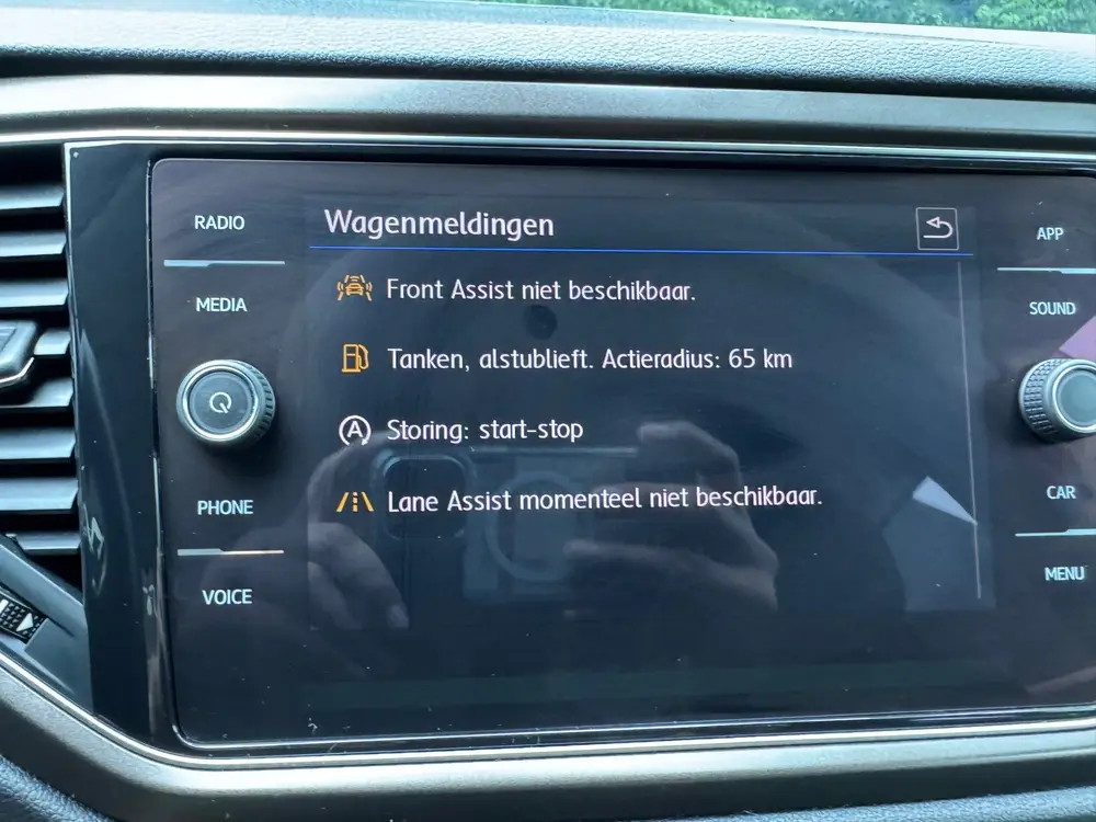 Volkswagen T-Roc 1.0 TSI 116PK 1E eig Sport DealerOH LED CAR uit 2019, foto 17