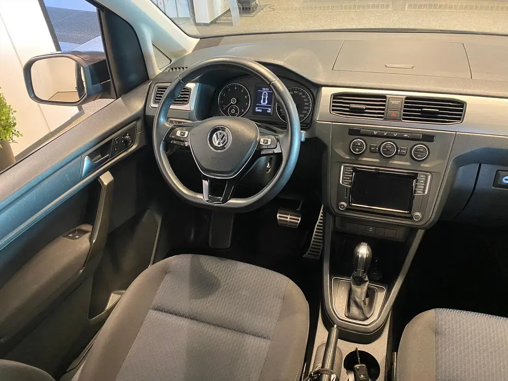 Volkswagen Caddy Maxi Rolstoelauto Automaat 5+1 uit 2019, foto 13