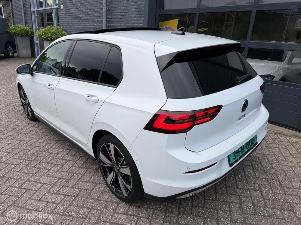 Volkswagen GOLF 8 1.4 eHybrid GTE 245 PK SOH 93,6% Navi Pano uit 2021, foto 4