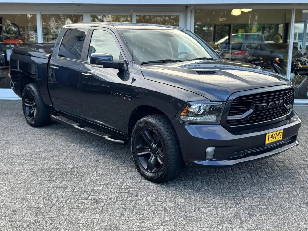 Dodge Ram 1500 5.7 V8 400pk 4x4 Crew Cab 5'7 SPORT,Xenon uit 2019, foto 7