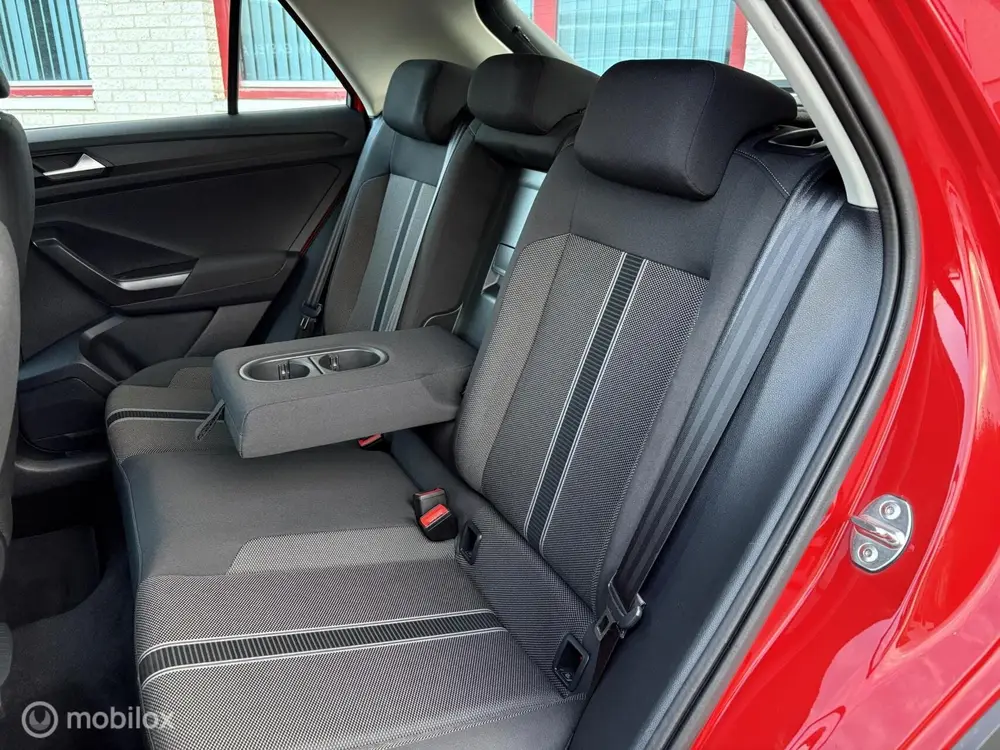 Volkswagen T-Roc 1.5 TSI SPORT / NAVI / CAMERA / PDC uit 2020, foto 10