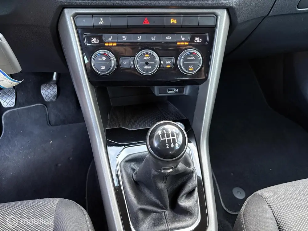 Volkswagen T-Roc 1.5 TSI SPORT / NAVI / CAMERA / PDC uit 2020, foto 13