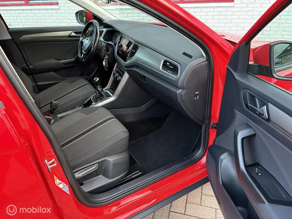 Volkswagen T-Roc 1.5 TSI SPORT / NAVI / CAMERA / PDC uit 2020, foto 9