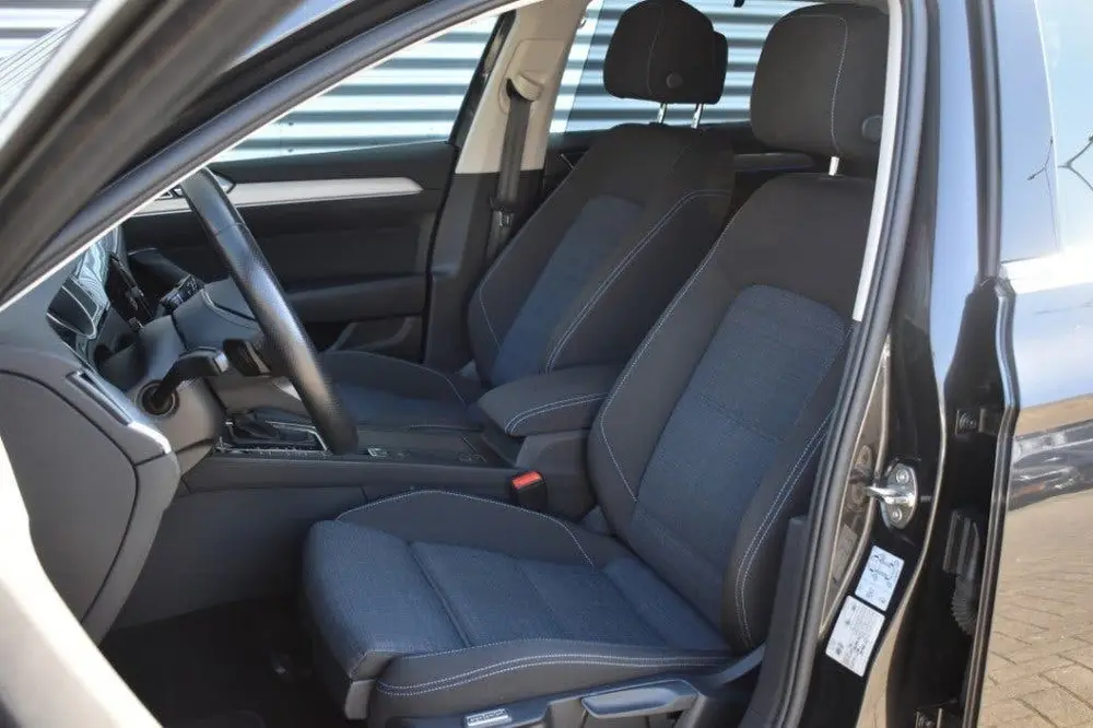 Volkswagen Passat 1.4 TSI PHEV GTE / ADAP. CRUISE / P.CAM. / uit 2021, foto 19