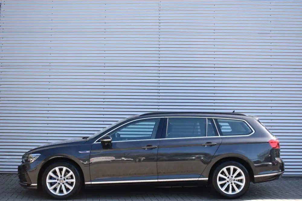 Volkswagen Passat 1.4 TSI PHEV GTE / ADAP. CRUISE / P.CAM. / uit 2021, foto 2